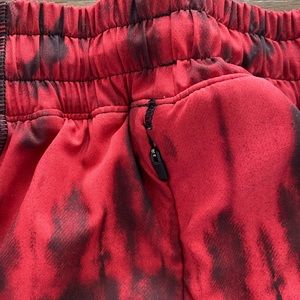 Lululemon Hotty Hot shorts size 2